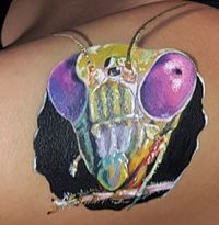 bodypaint bidsprinkhaan